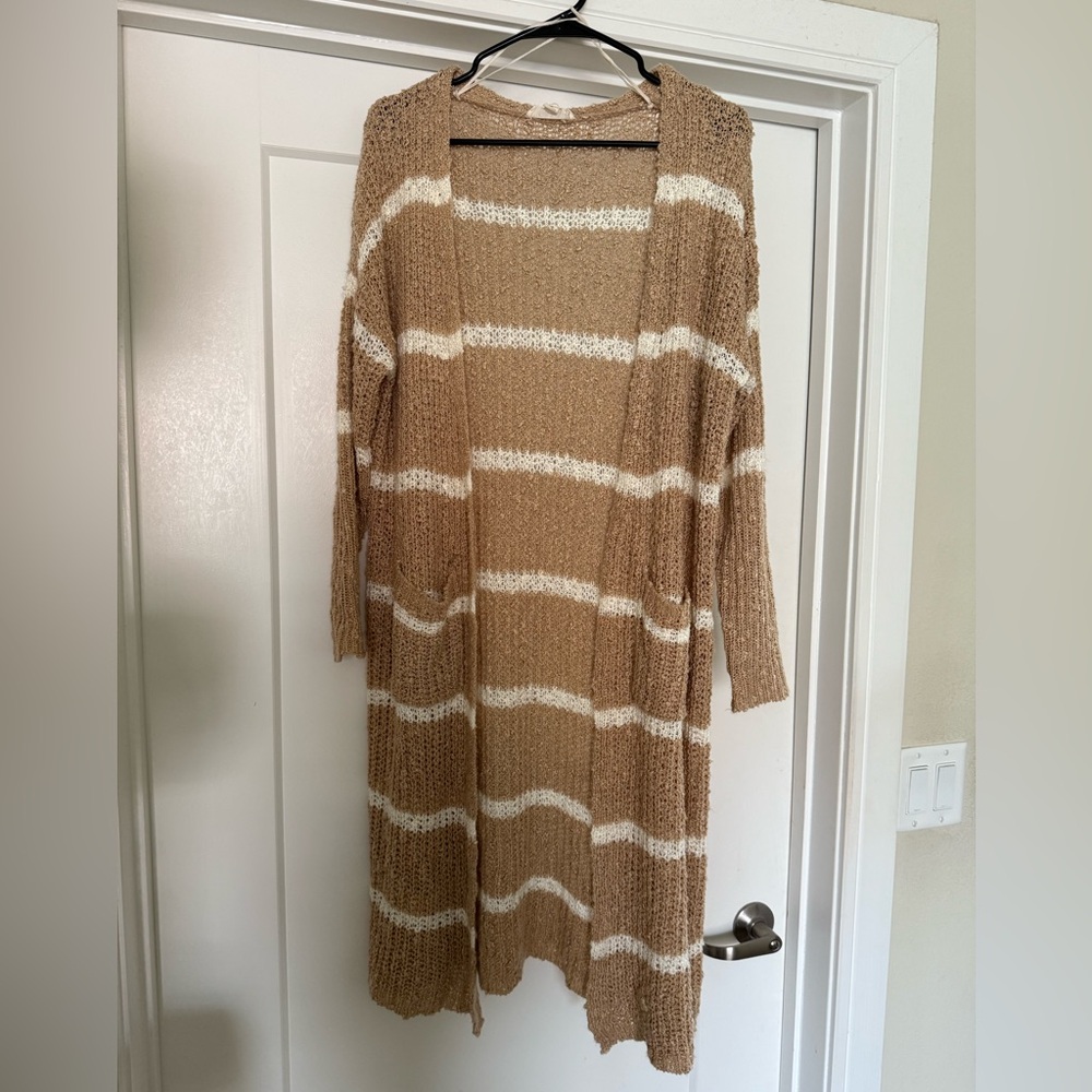 Francesca’s‎ Striped Slouchy Pocketed Cardigan